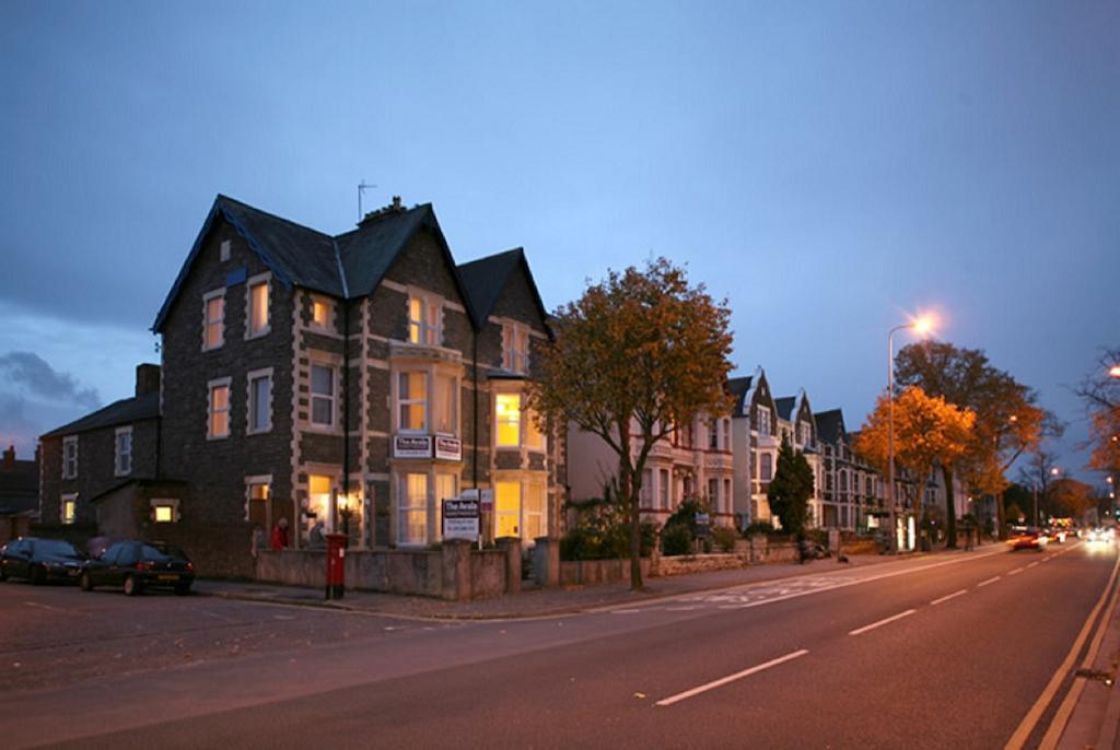 The Avala Guesthouse Cardiff Buitenkant foto